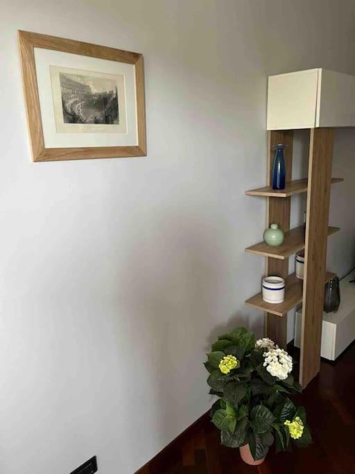 INTERO APPARTAMENTO EUR Torrino NUOVO LiFeHome Roma Esterno foto